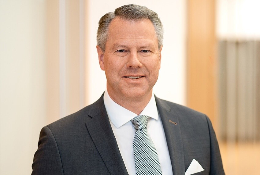 Dr. Marcus Bechtel